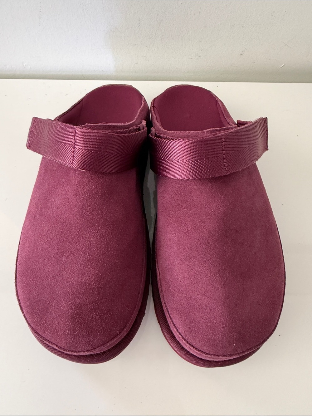 UGG Goldenstar Clog Women's Size 8.5 - Picture 3 of 7